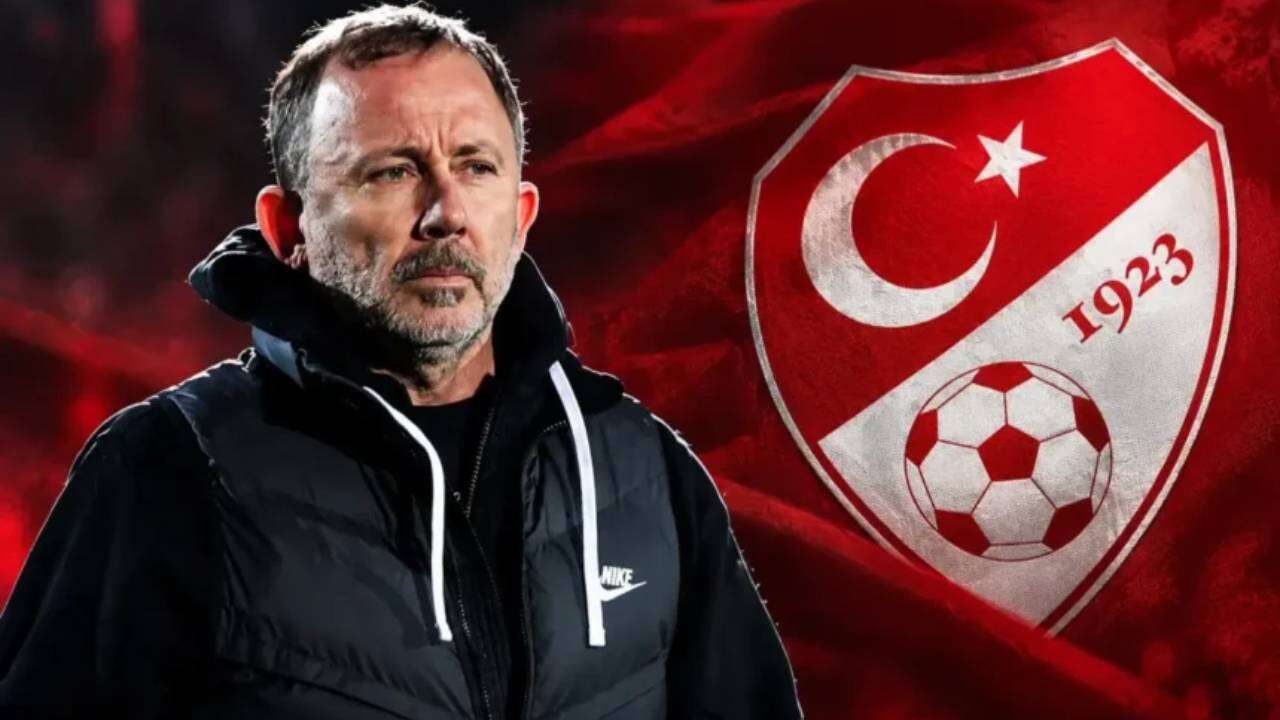 Milli Takım'da Sergen Yalçın bombası: Riva'da soyunma odası karışacak, o 11 isimle yüzleşecek! 2